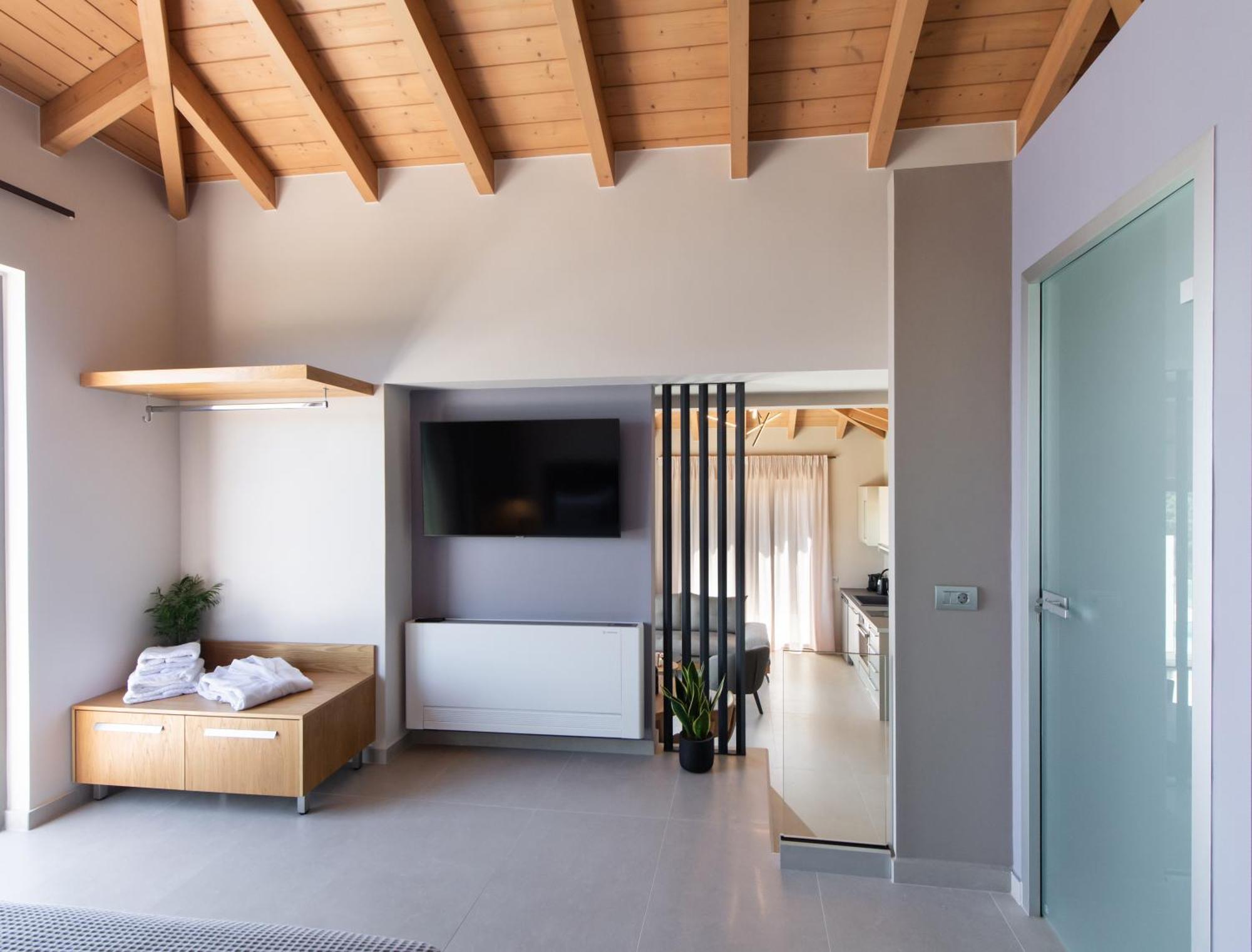 Highview Luxury Suites Katouna 외부 사진
